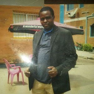 Meet your Posher, Toyin